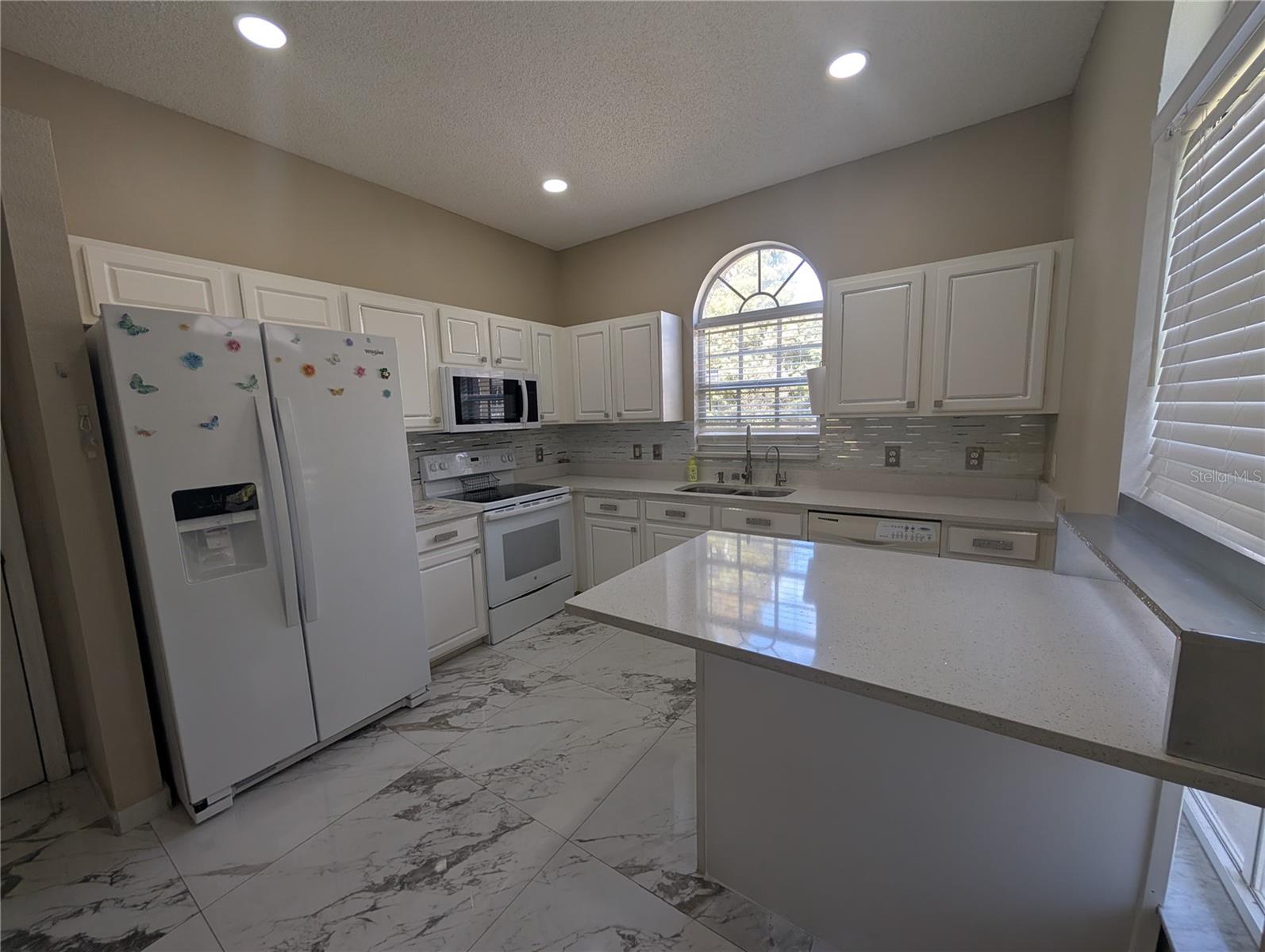 TRAFALGAR SQUARE - Residential Lease
