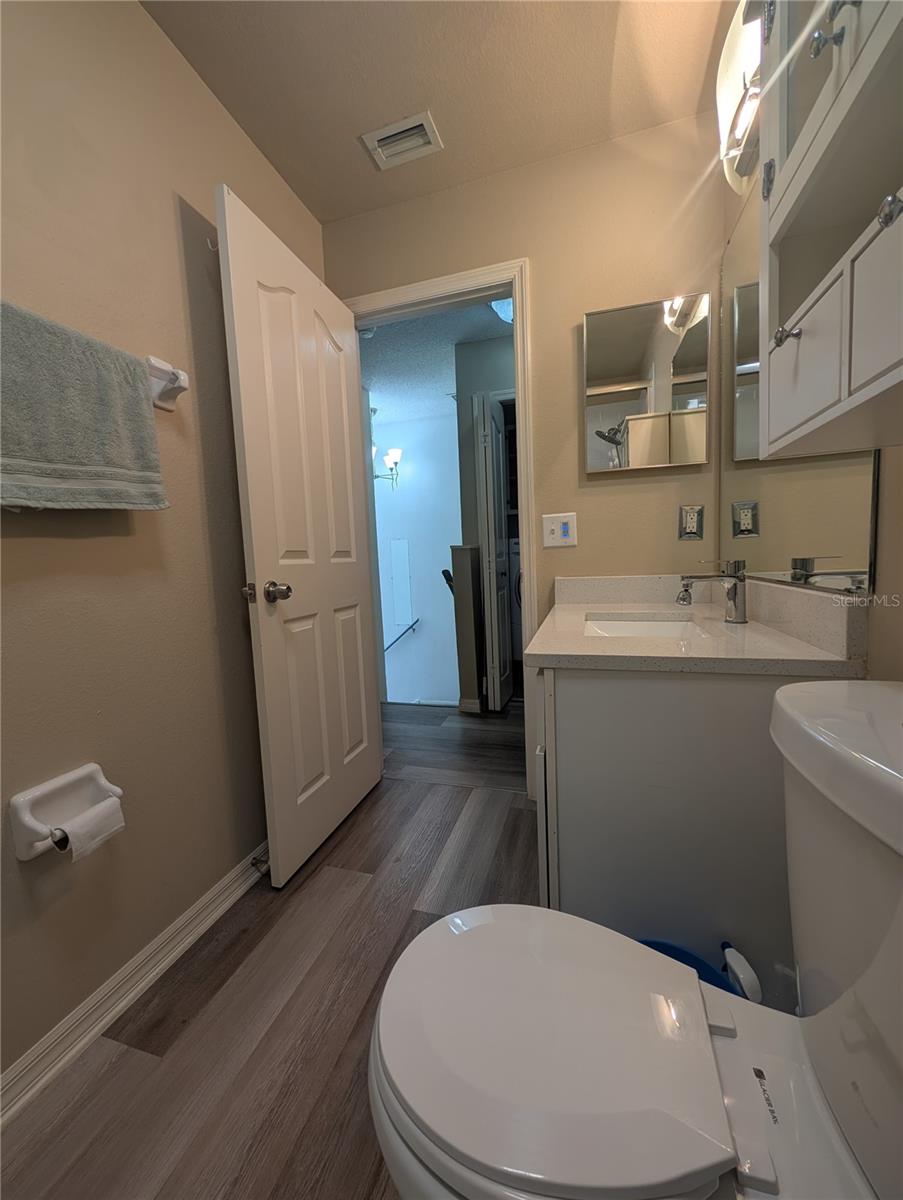 TRAFALGAR SQUARE - Residential Lease