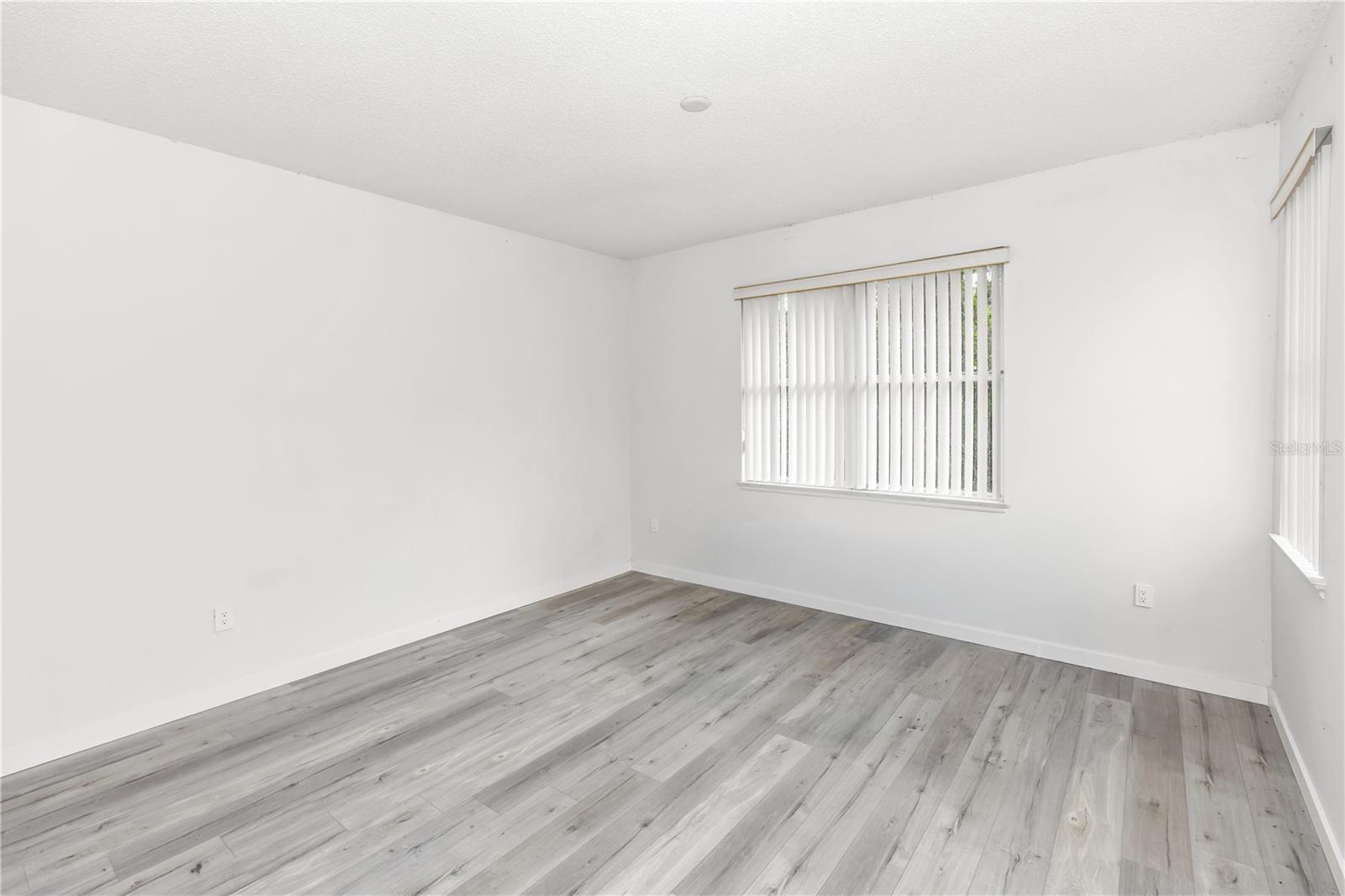 HIDDEN LAKES PH 02 - Residential