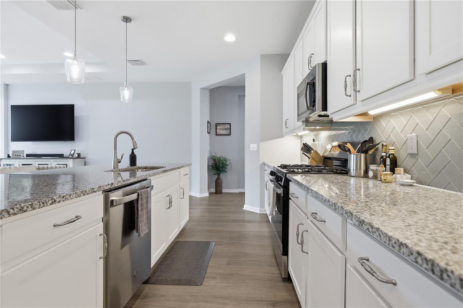 VICTORIA GARDENS PH 8 - Residential