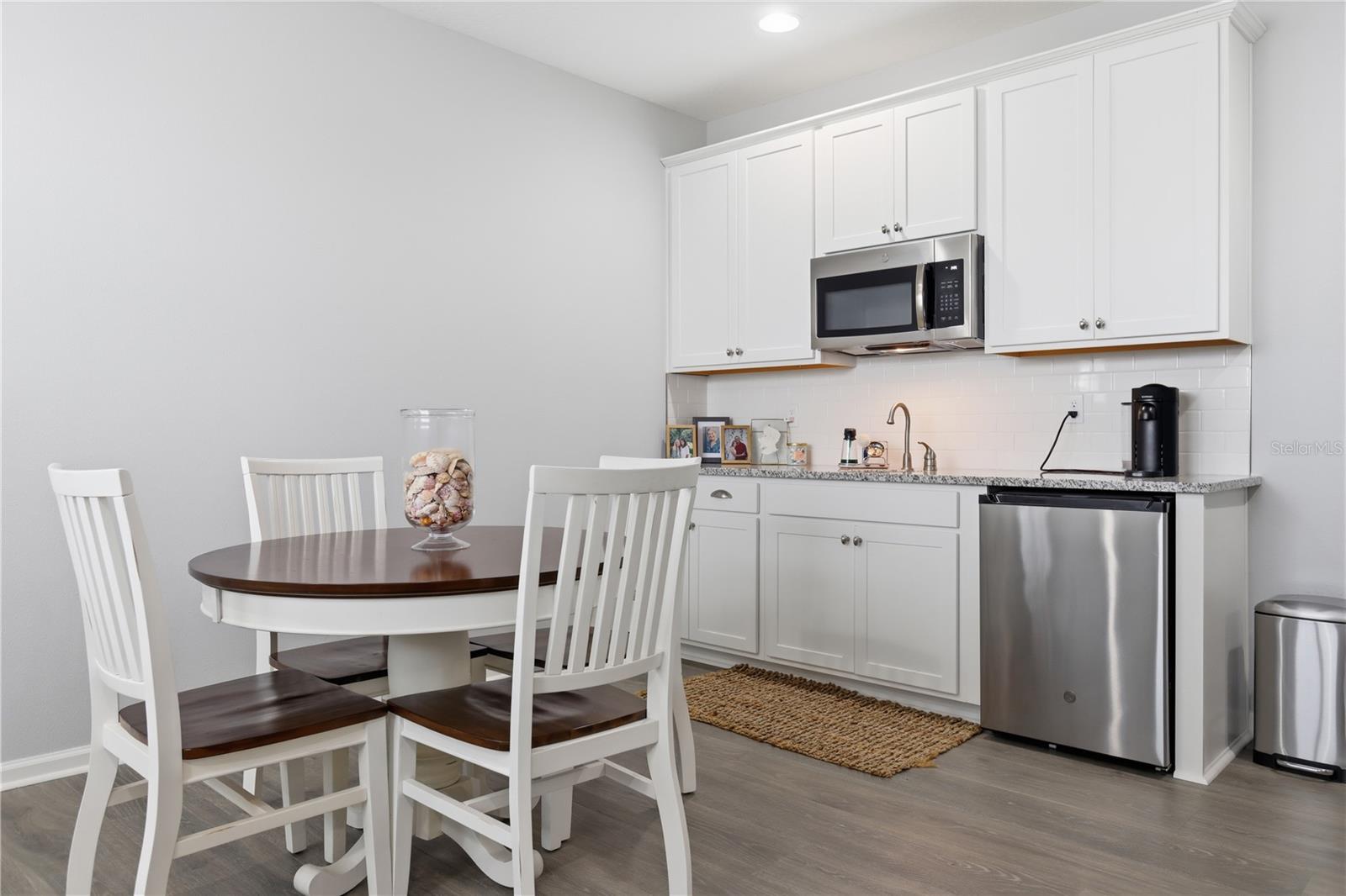 VICTORIA GARDENS PH 8 - Residential