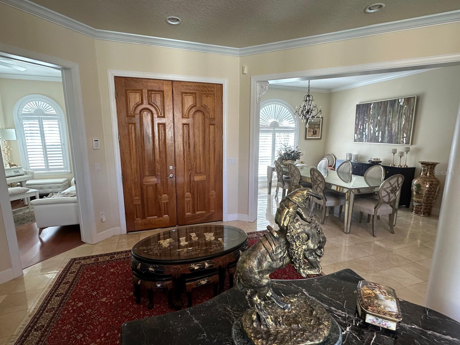 PALM LAKE - Residential