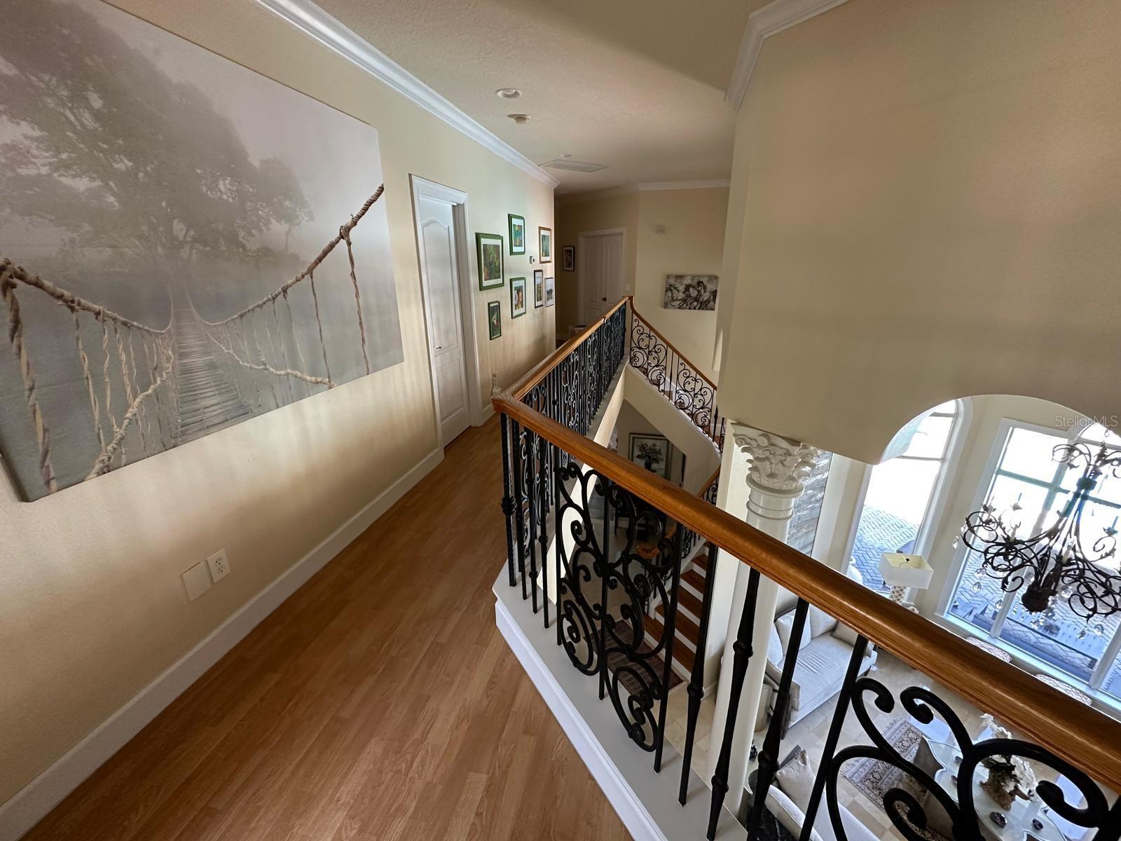 PALM LAKE - Residential