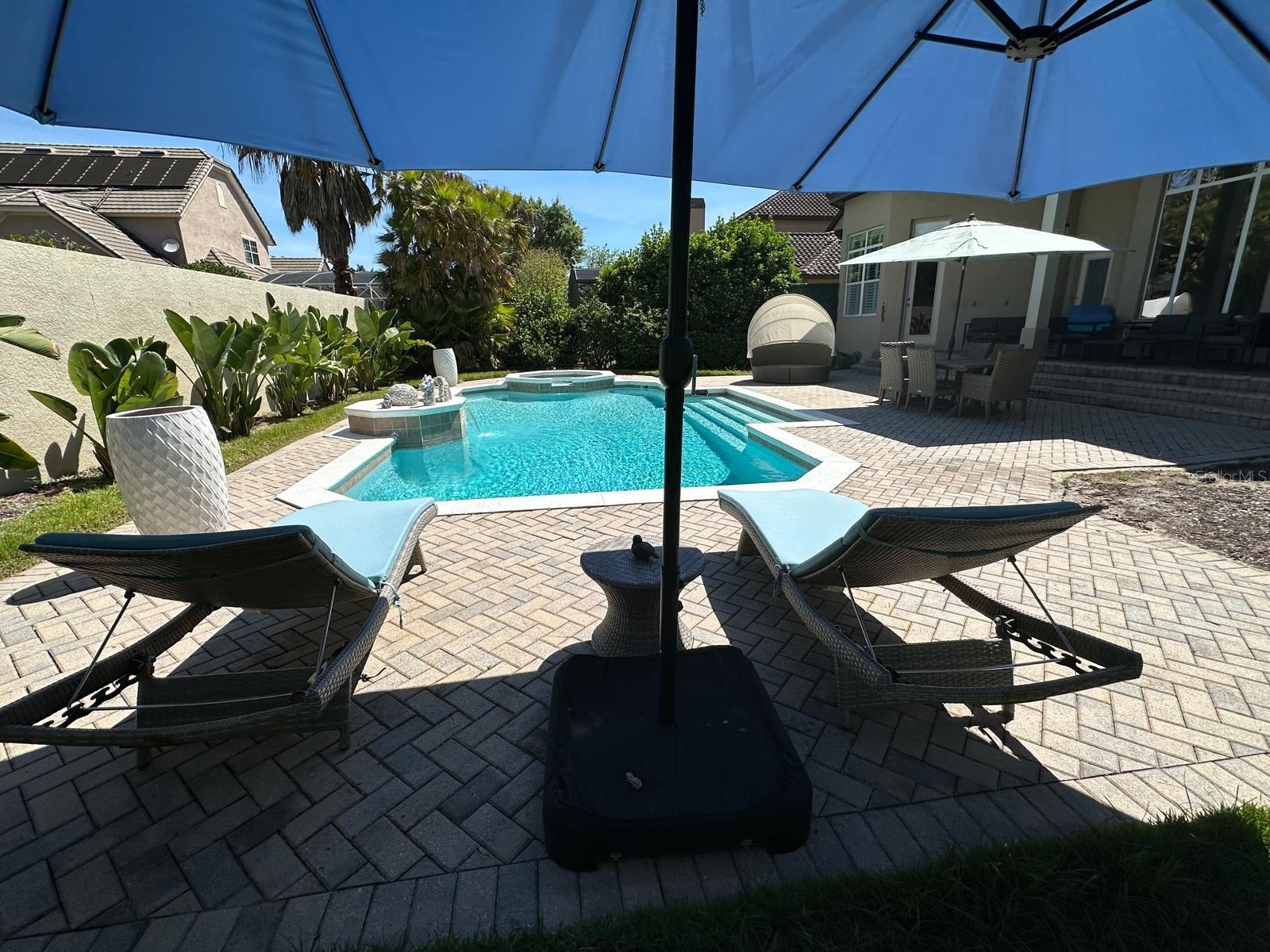 PALM LAKE - Residential