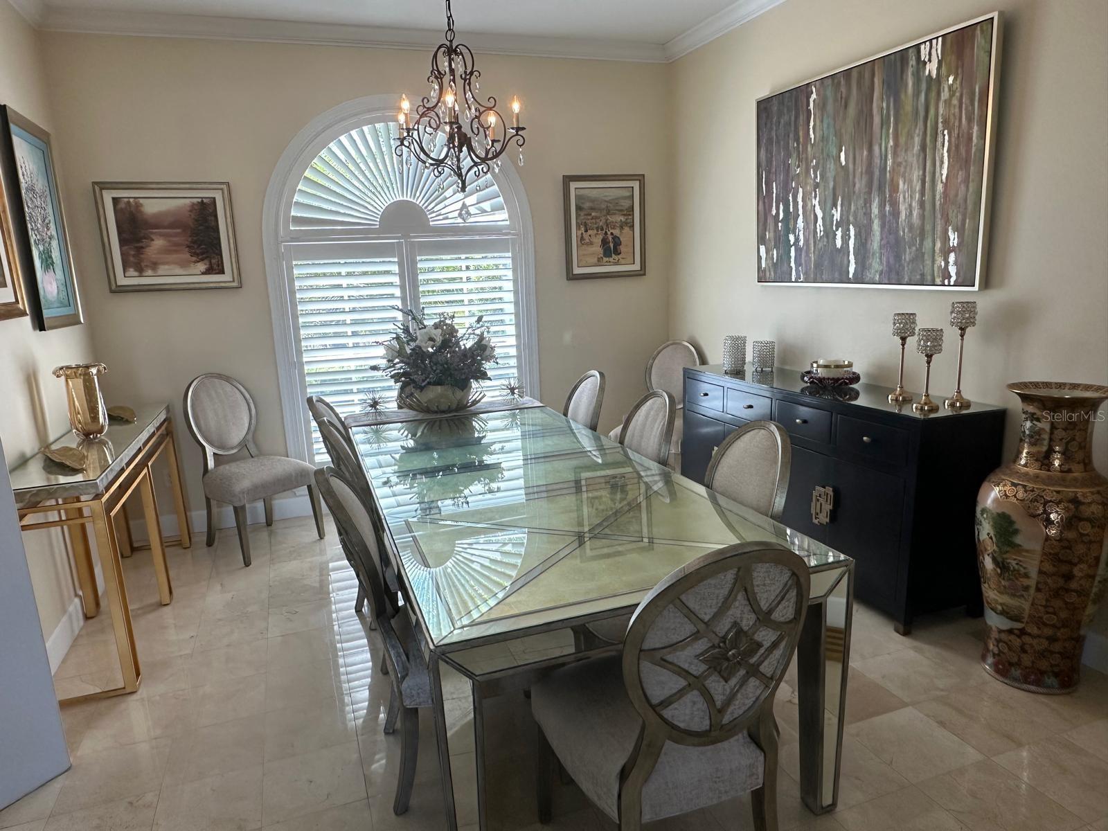 PALM LAKE - Residential