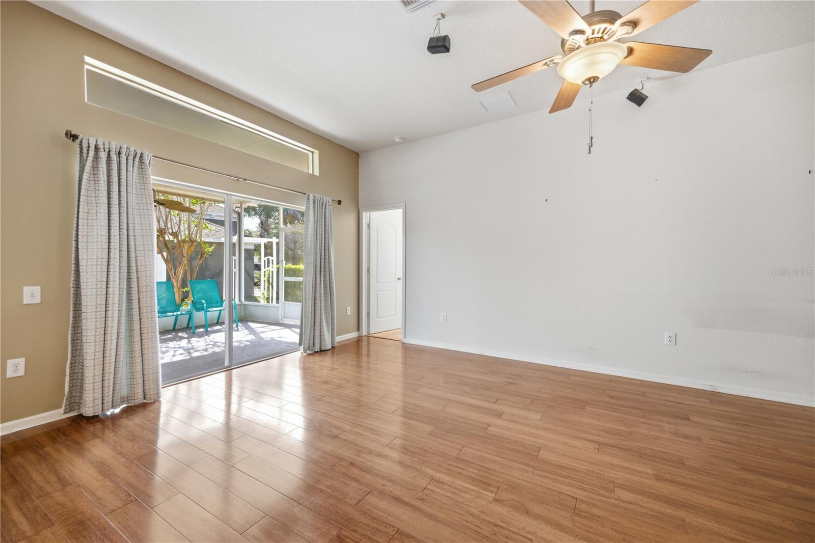 LEXINGTON OAKS VILLAGES 21 & 22 - Residential