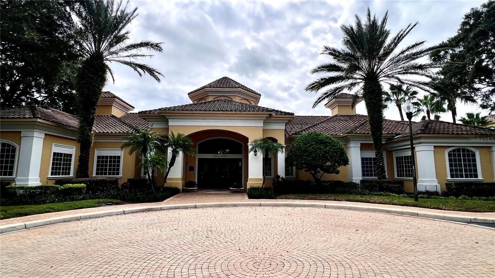 VISCONTI EAST - Residential Lease