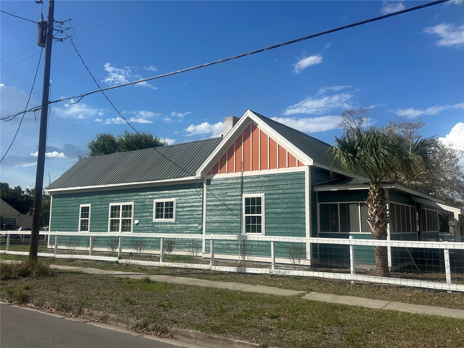 GIBSON & SMITHS ADD - Residential