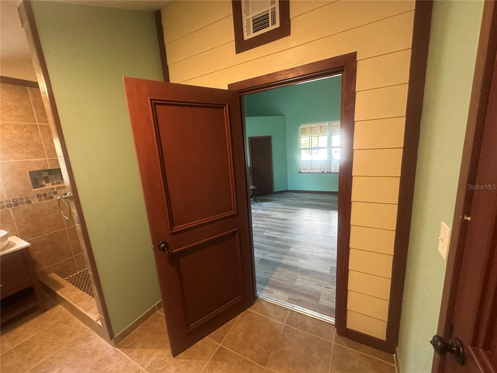 GIBSON & SMITHS ADD - Residential