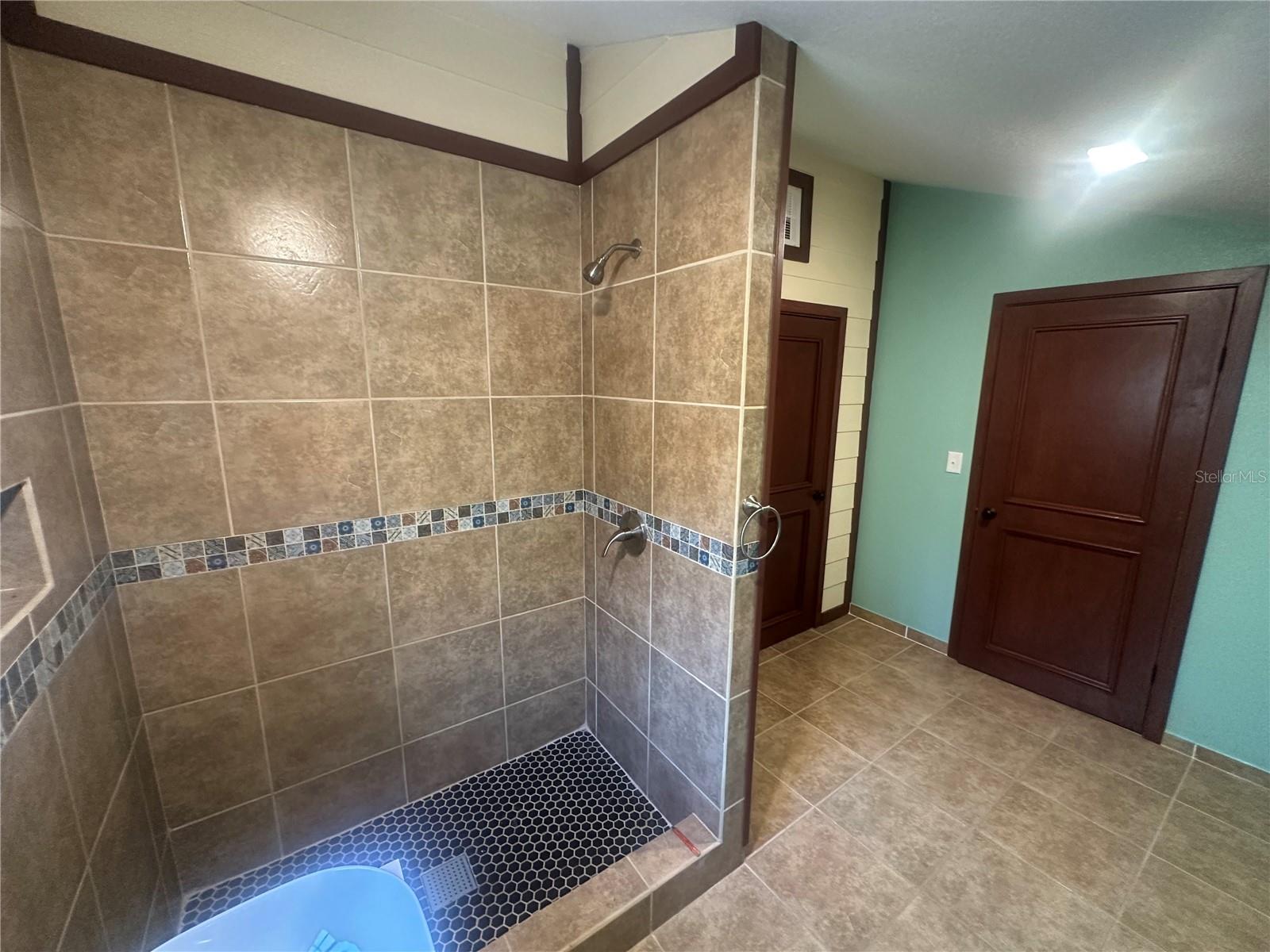 GIBSON & SMITHS ADD - Residential