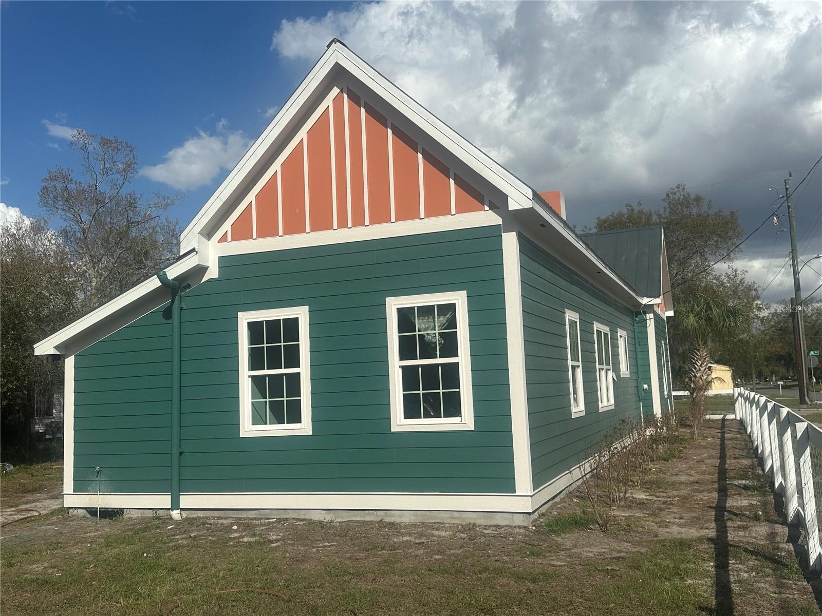 GIBSON & SMITHS ADD - Residential