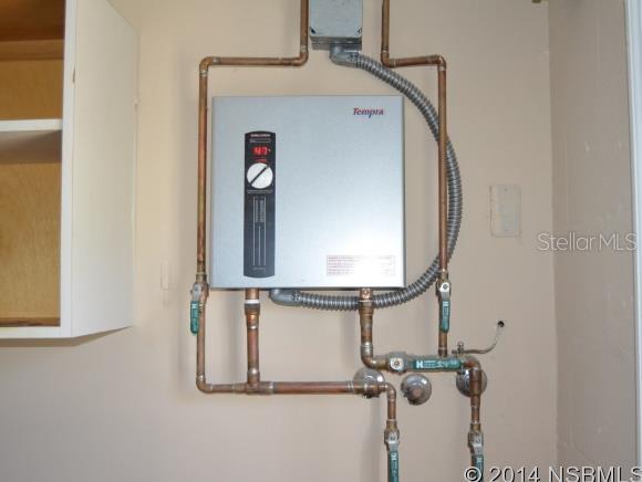 Arnaus Mary E - Residential