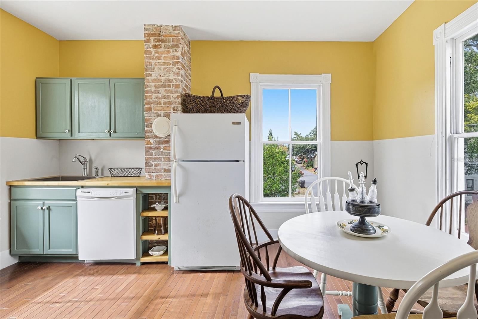 ABBOTT TRACT - Residential