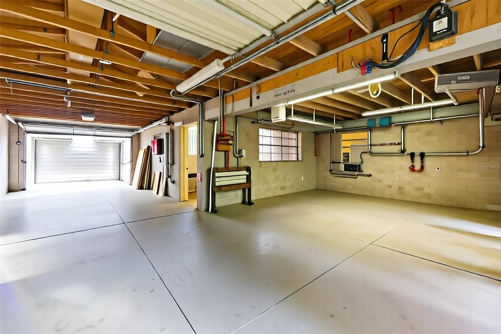 ABBOTT TRACT - Residential