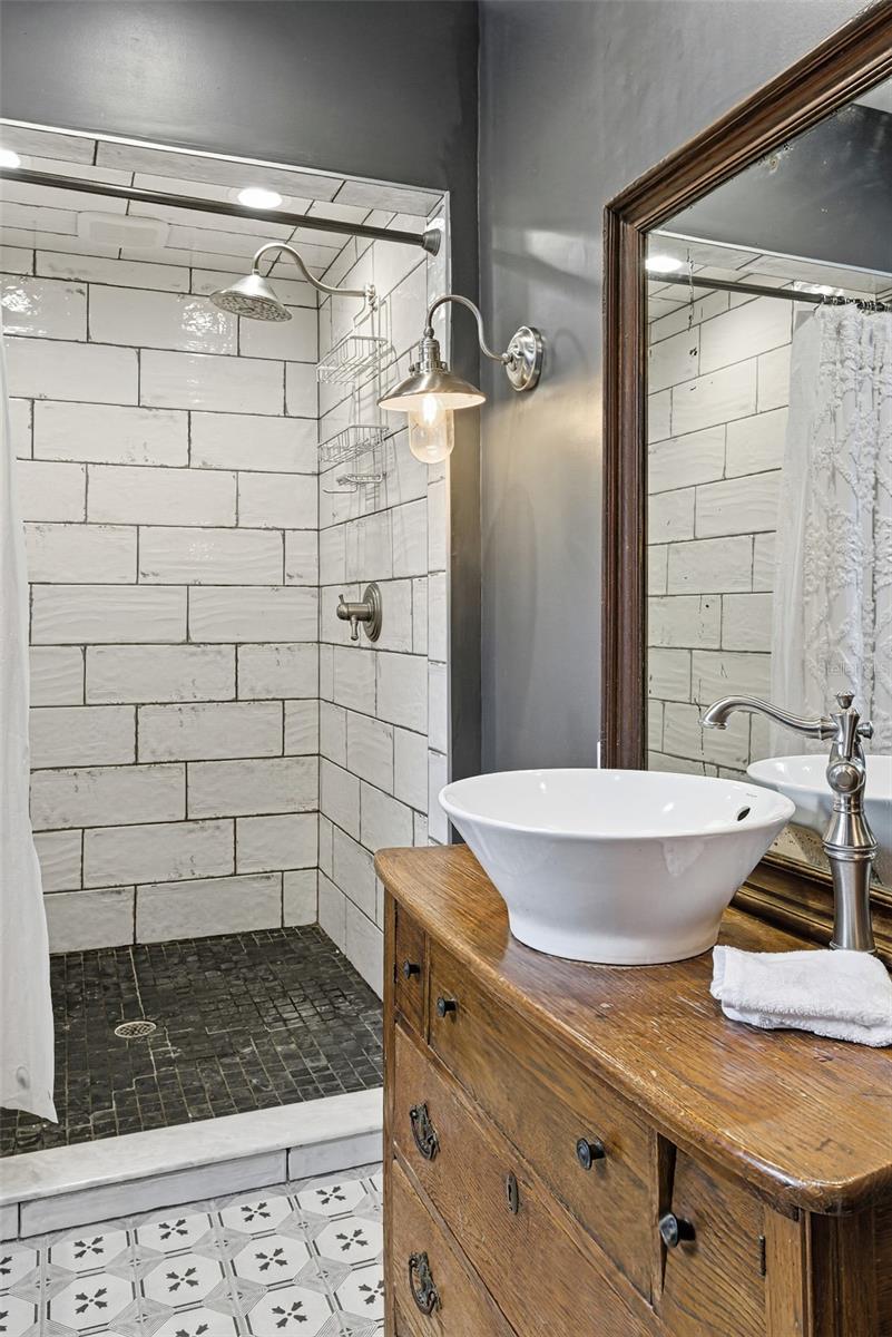 ABBOTT TRACT - Residential