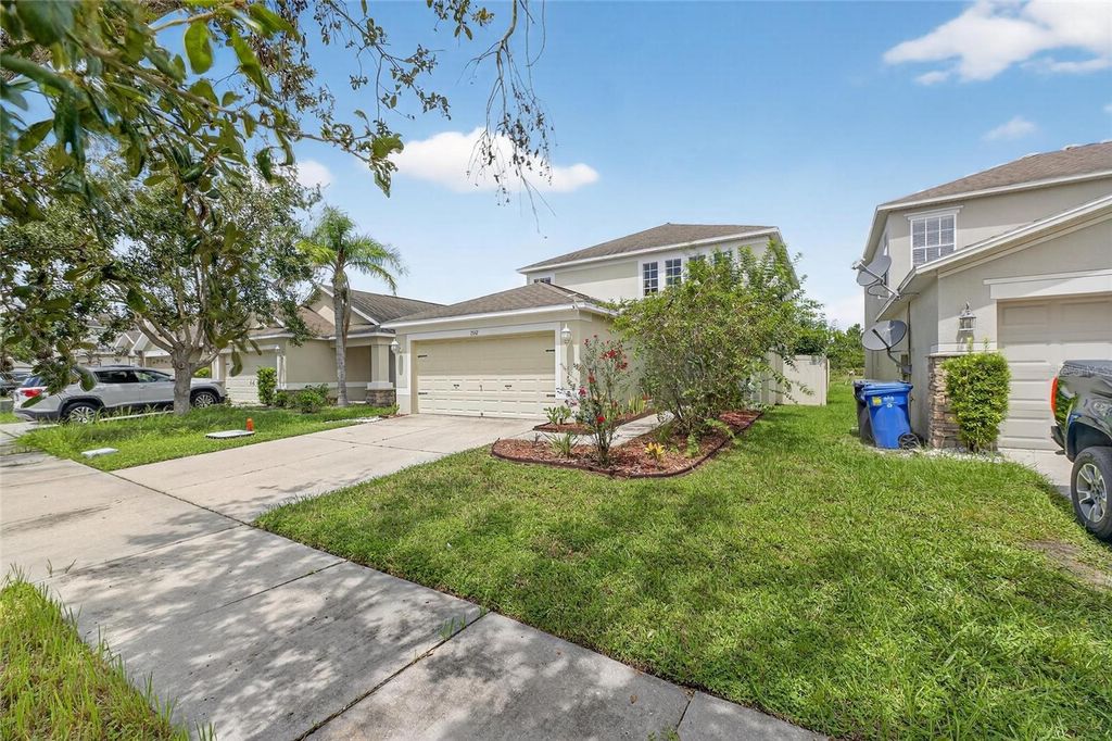 Photo of 7552 Maroon Peak Drive, Ruskin, FL 33573 (MLS # TB8425658)