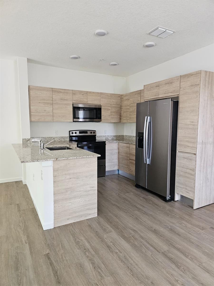 1213 SOUTHSTATION PLACE 406