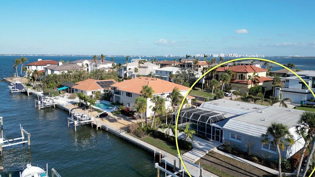COUNTRY CLUB SHORES - Residential