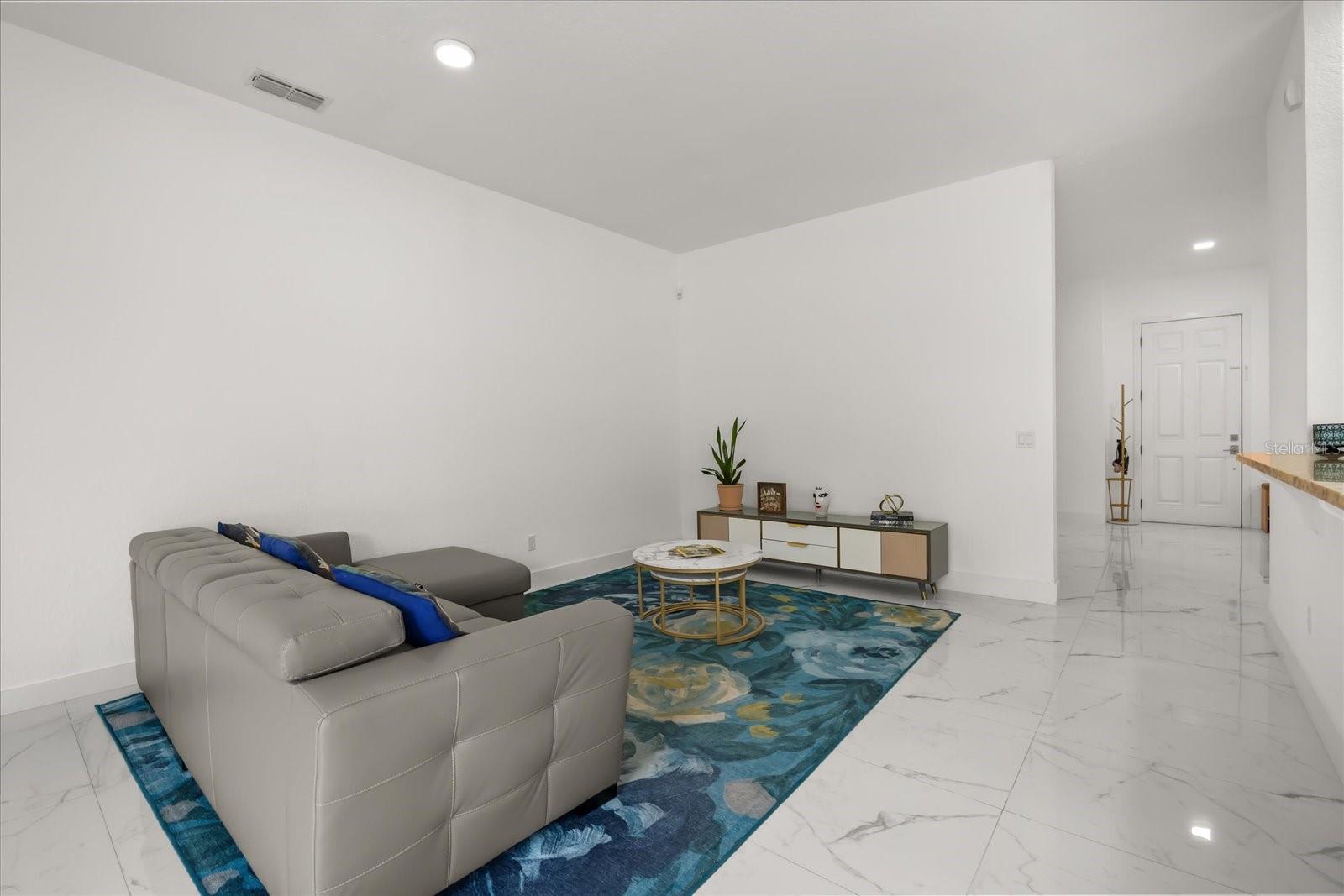 6846 HELMSLEY CIRCLE