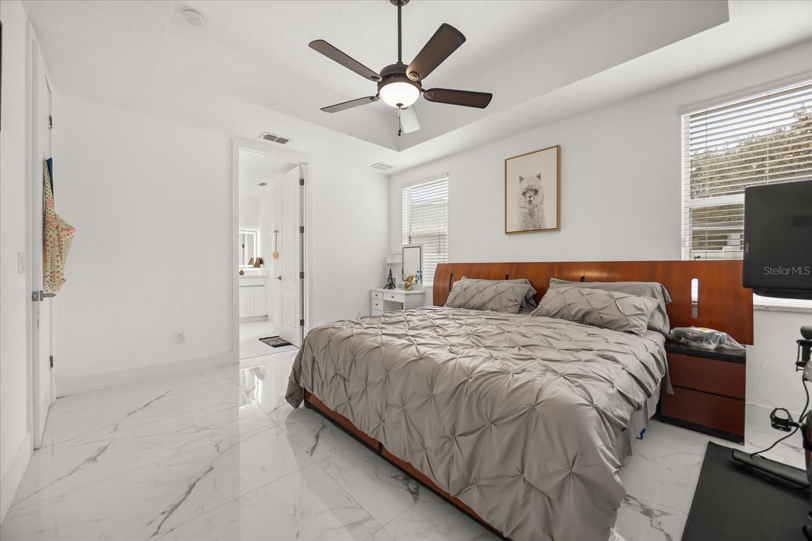 PRESTON SQUARE - Residential