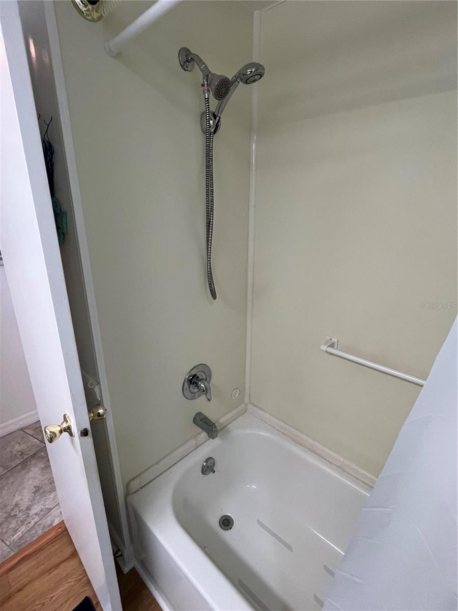 VENICE ISLE - Residential