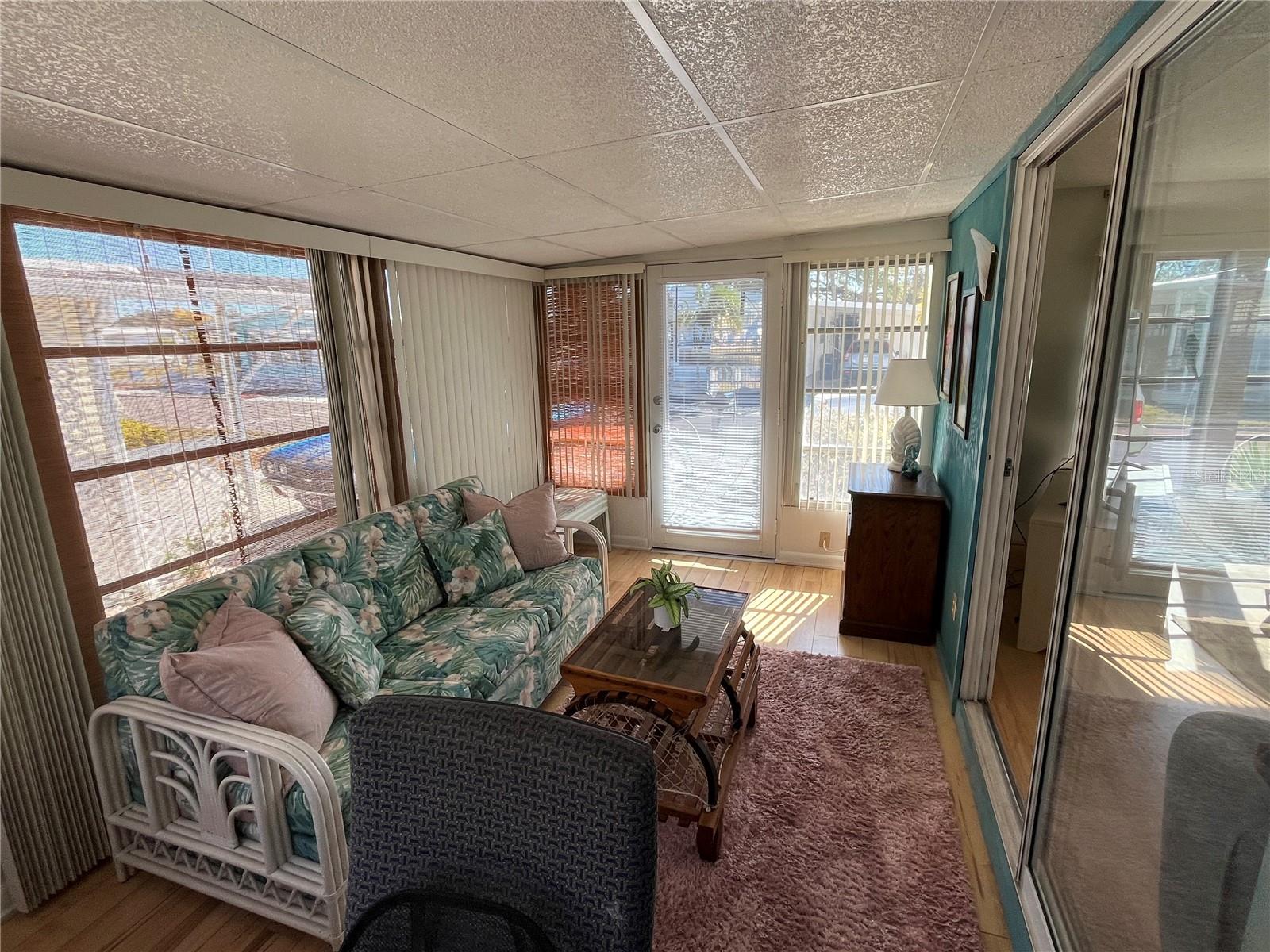 VENICE ISLE - Residential