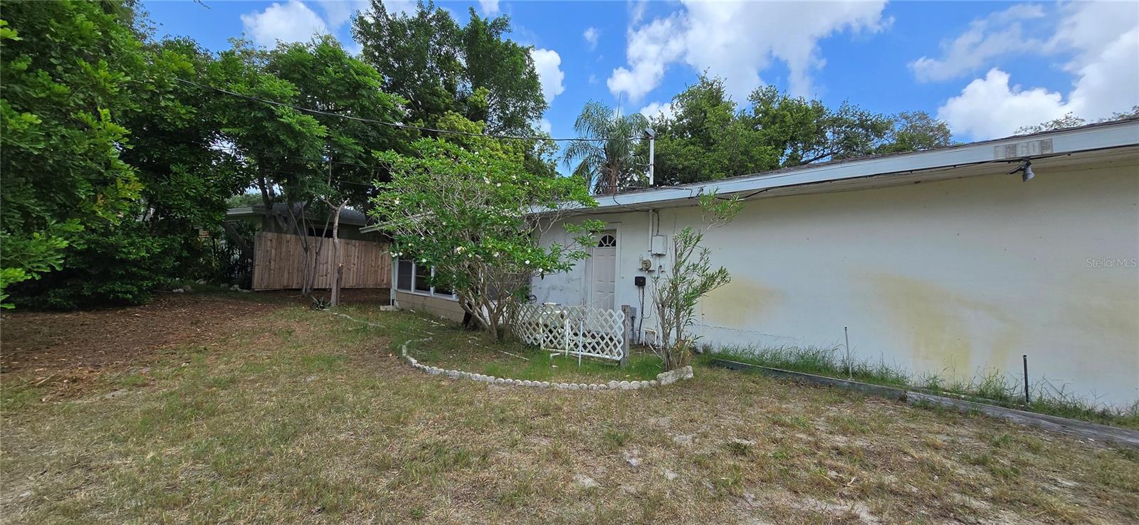14609 BAY DRIVE