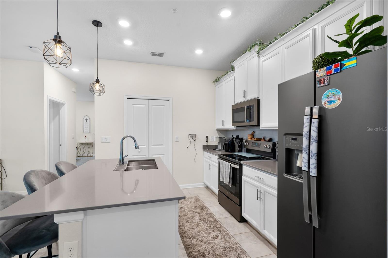 CRYSTAL CREEK OF ORLANDO CONDO - Residential