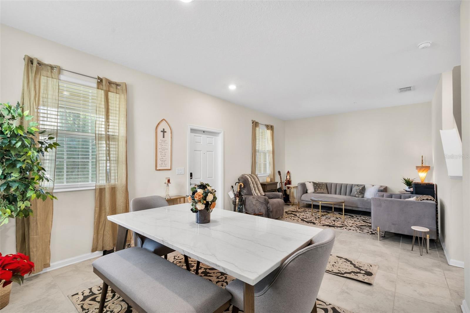 CRYSTAL CREEK OF ORLANDO CONDO - Residential