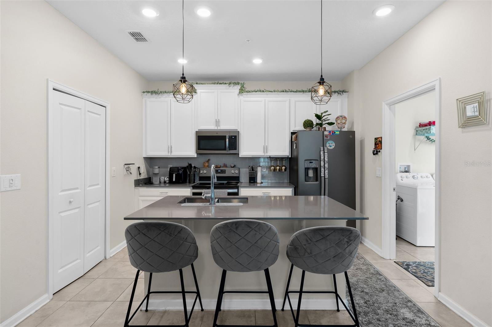 CRYSTAL CREEK OF ORLANDO CONDO - Residential