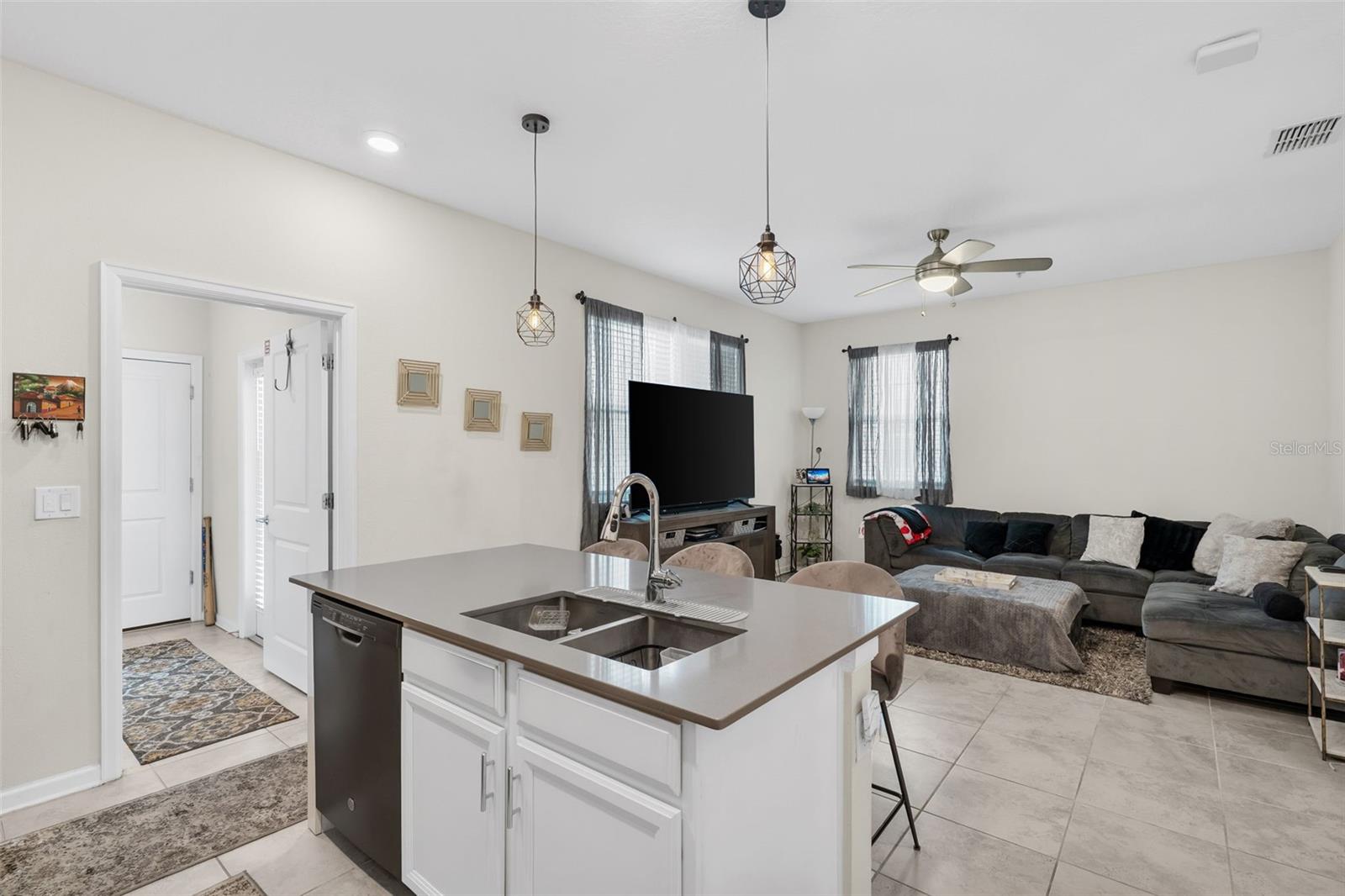 CRYSTAL CREEK OF ORLANDO CONDO - Residential
