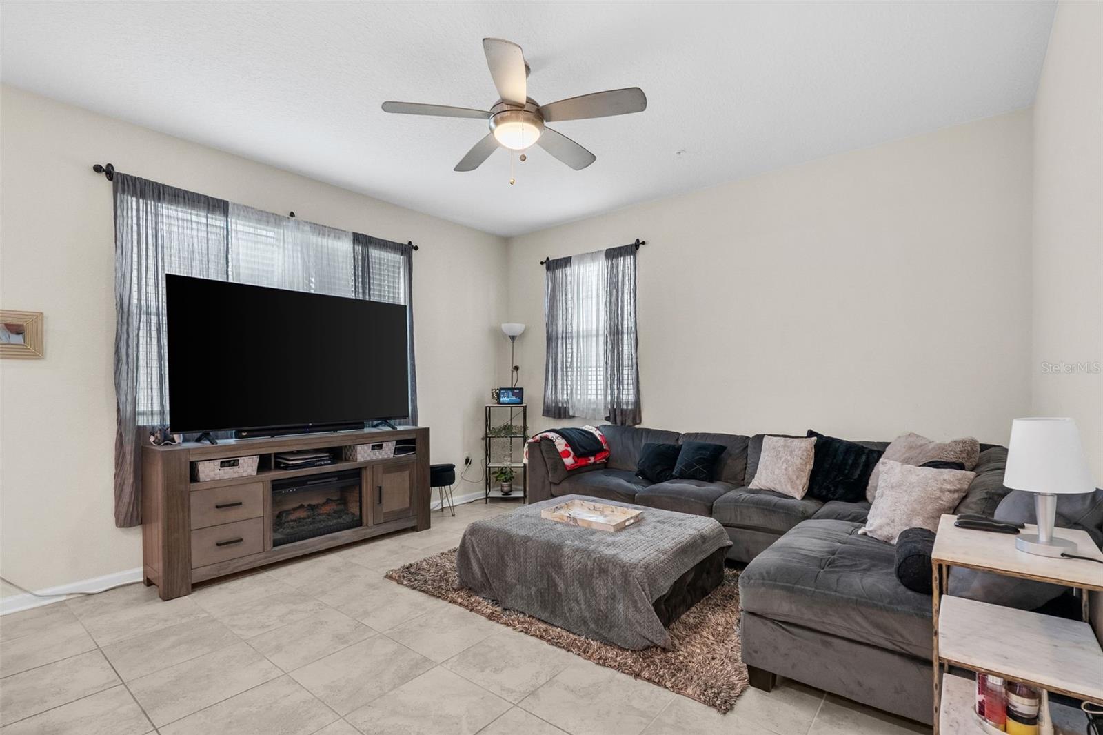 CRYSTAL CREEK OF ORLANDO CONDO - Residential