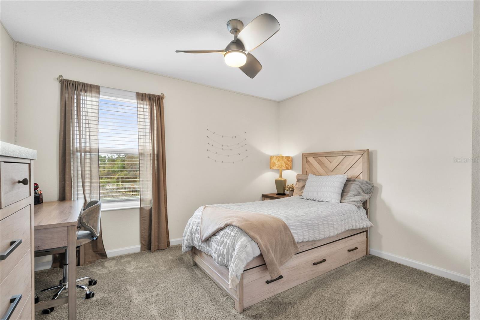 CRYSTAL CREEK OF ORLANDO CONDO - Residential