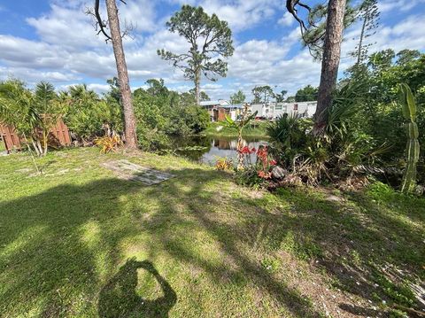 A home in PUNTA GORDA