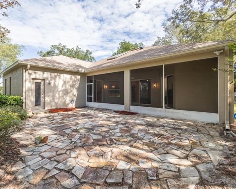 A home in APOPKA