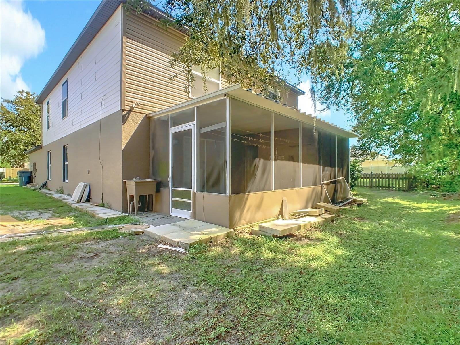 QUEENS COVE PH 04 - Residential