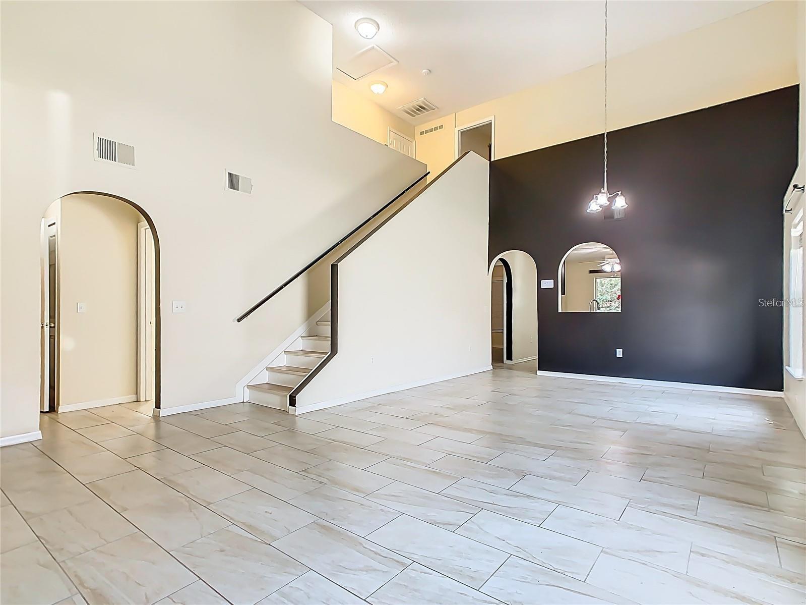 QUEENS COVE PH 04 - Residential