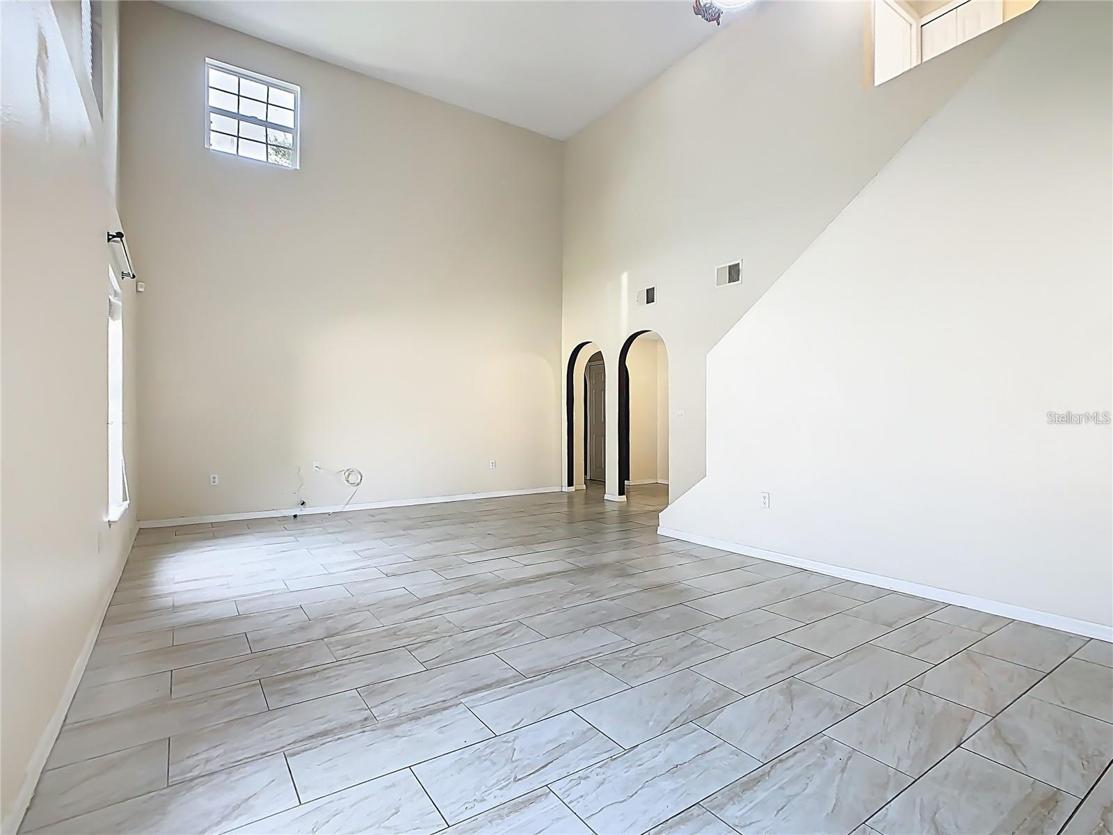 QUEENS COVE PH 04 - Residential