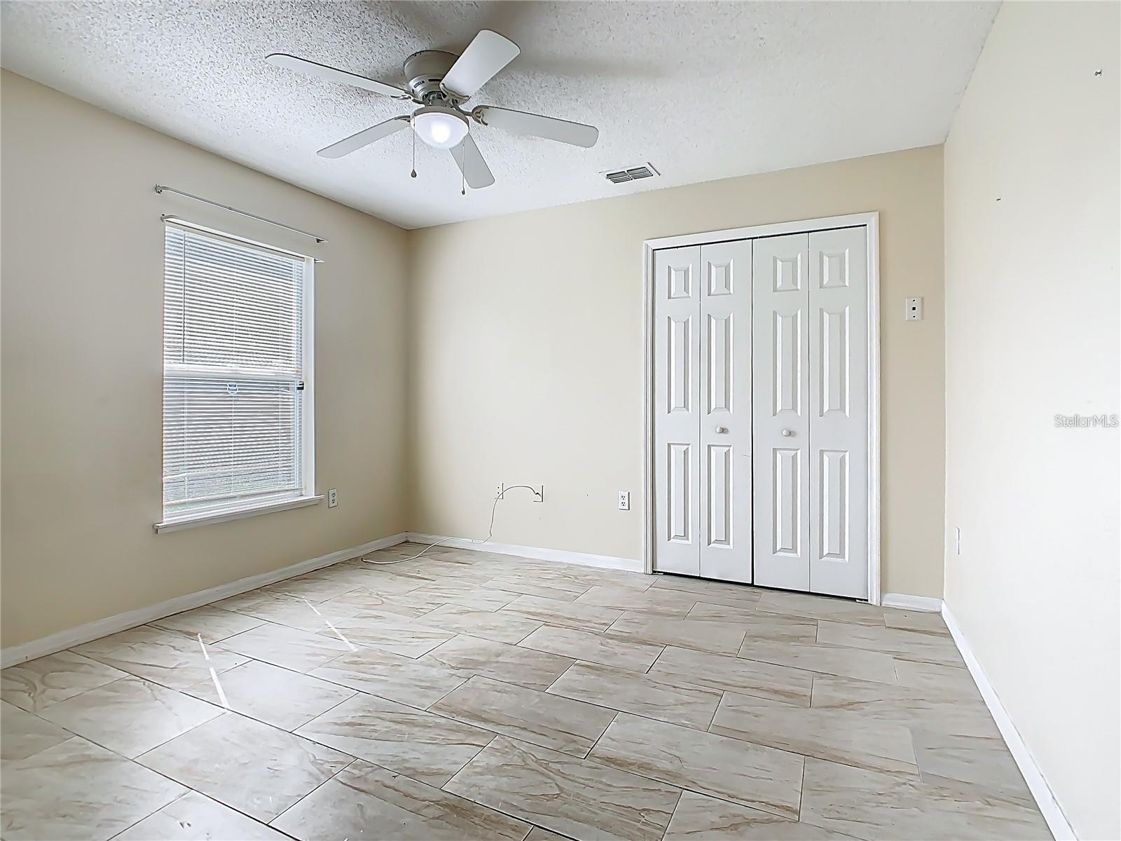 QUEENS COVE PH 04 - Residential