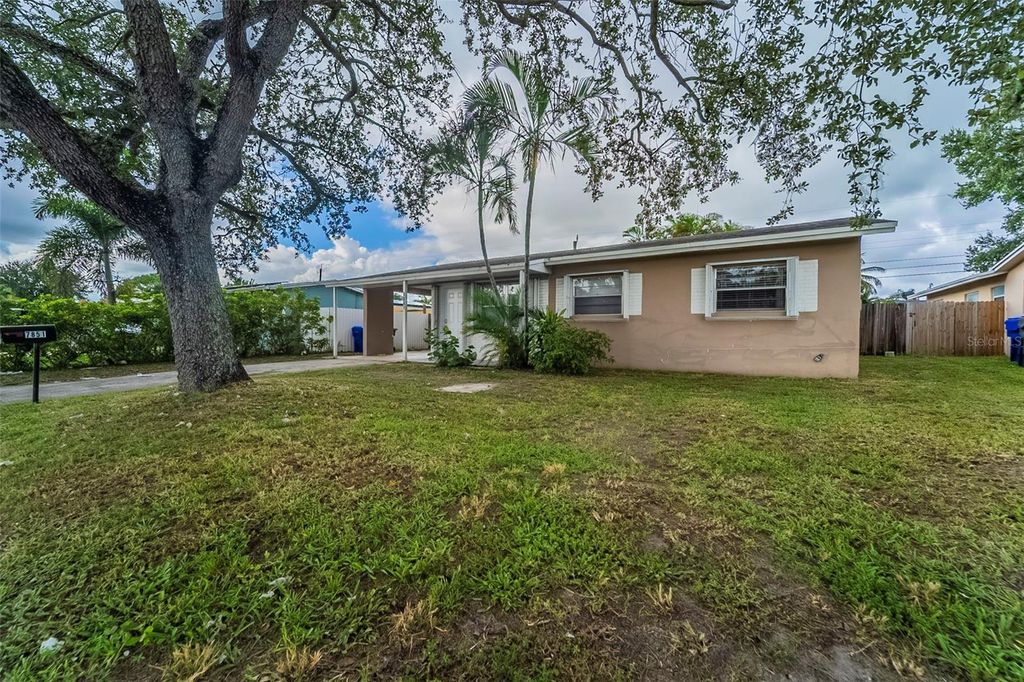 Photo of 7851 Sheridan Street, Hollywood, FL 33024 (MLS # O6351000)