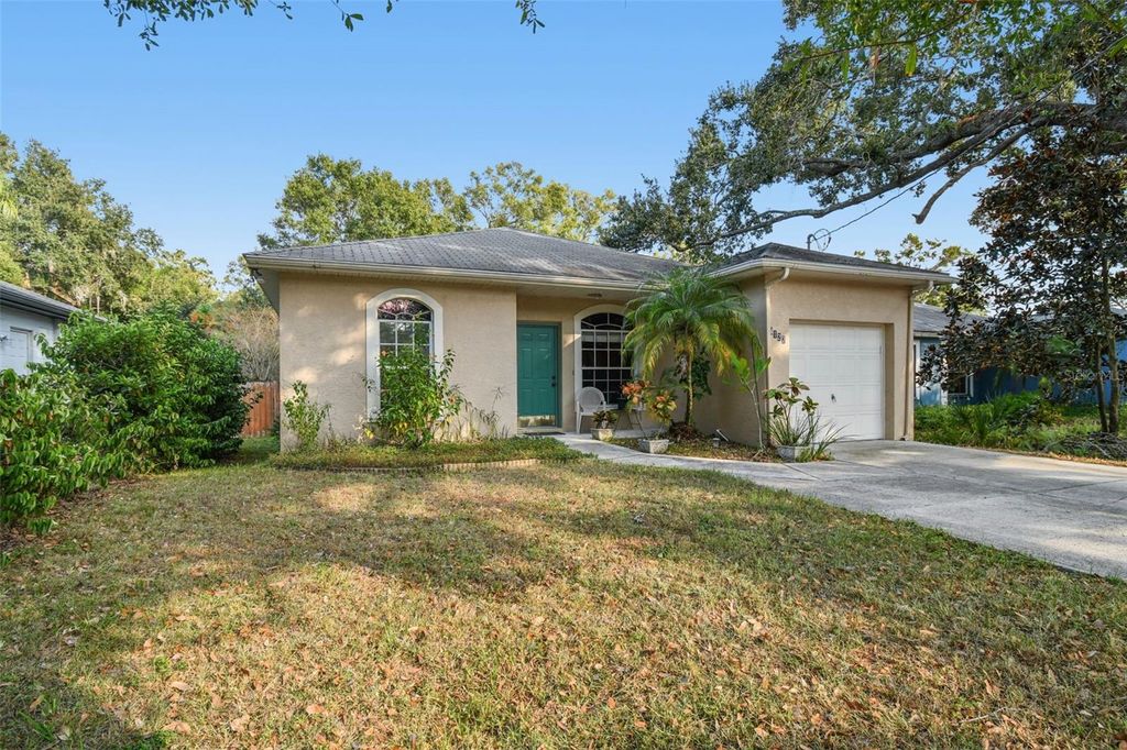 Photo of 8127 N Packwood Avenue, Tampa, FL 33604 (MLS # TB8450428)
