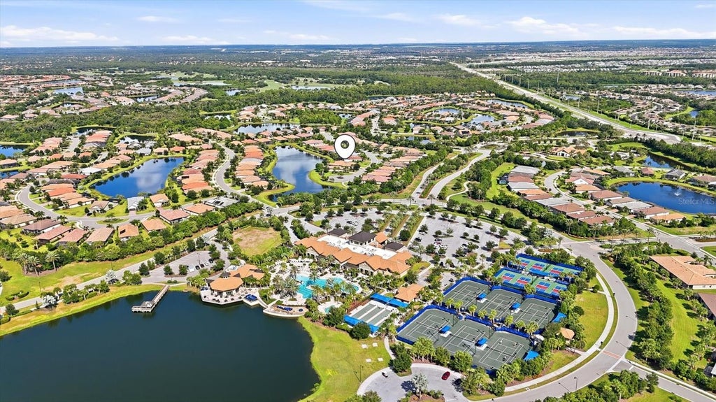Photo of 17128 Kenton Terrace, Lakewood Ranch, FL 34202 (MLS # A4704039)