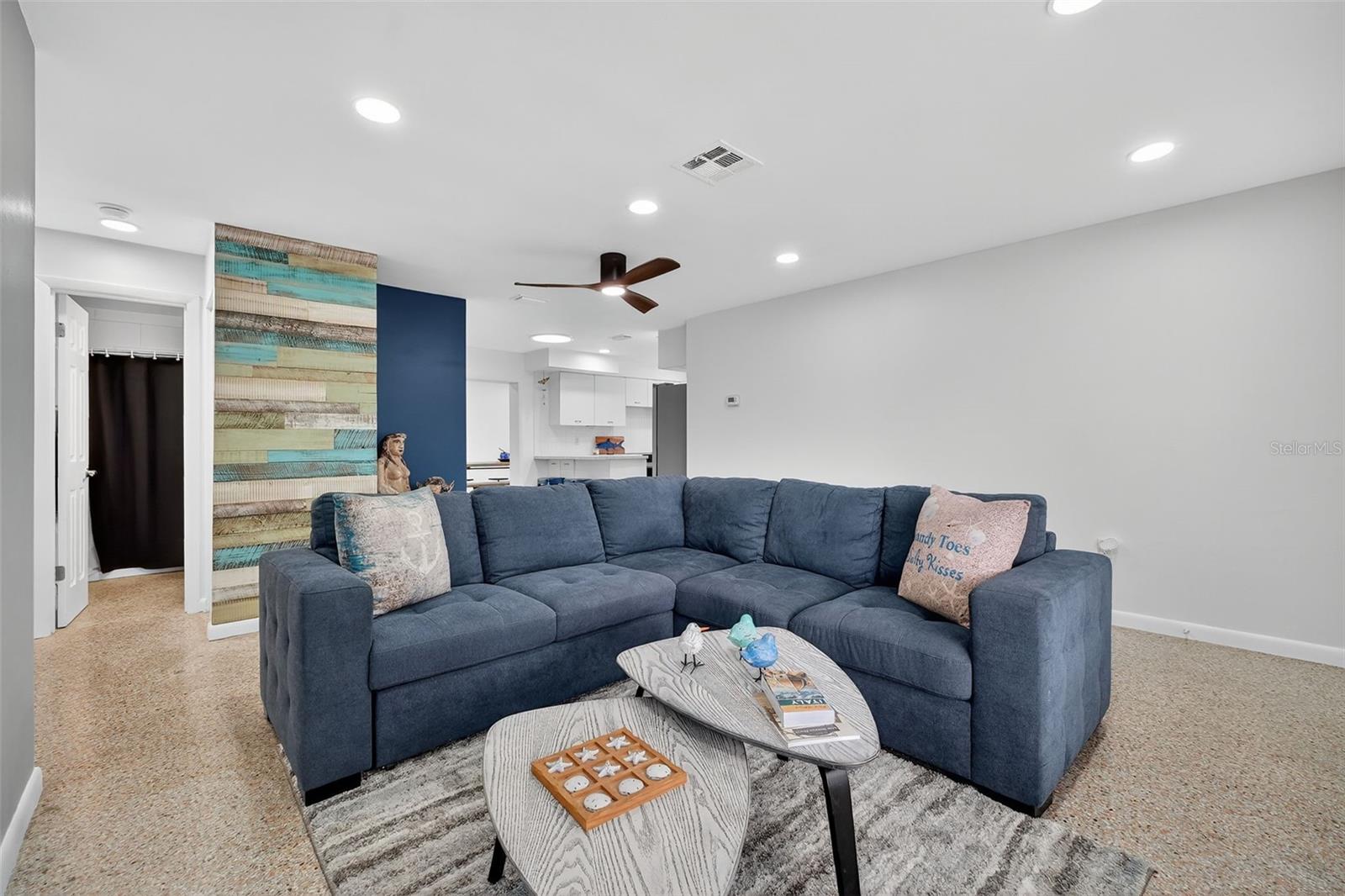 NEW SMYRNA BEACH - Residential