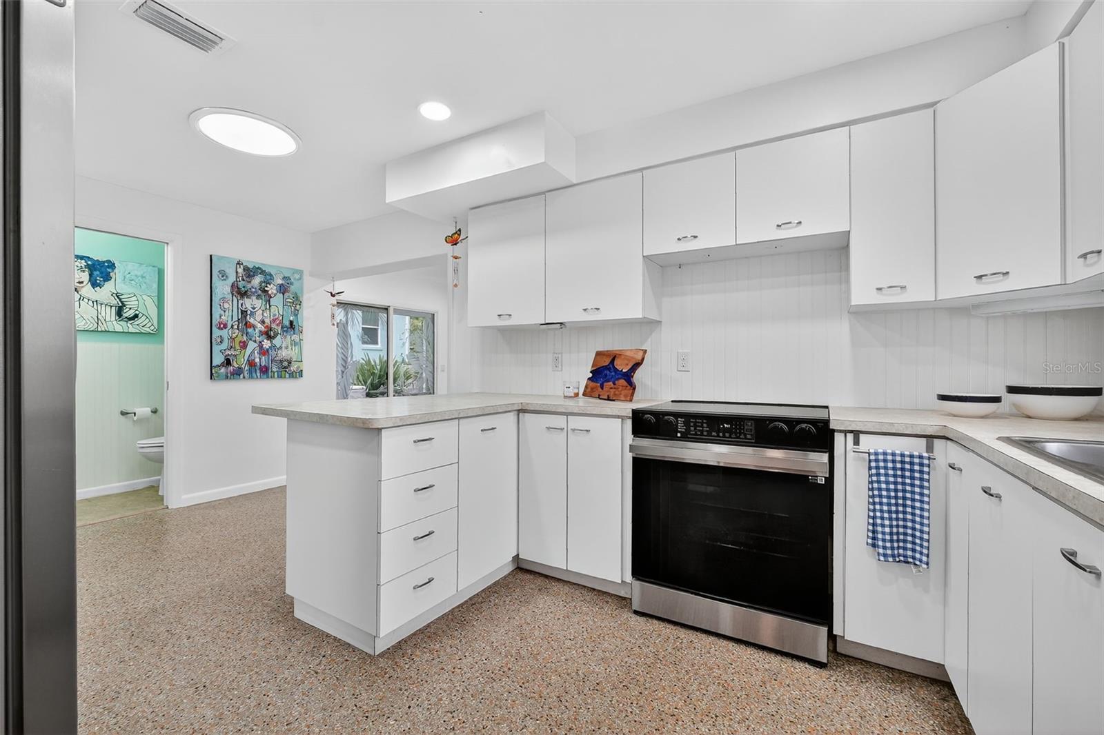 NEW SMYRNA BEACH - Residential