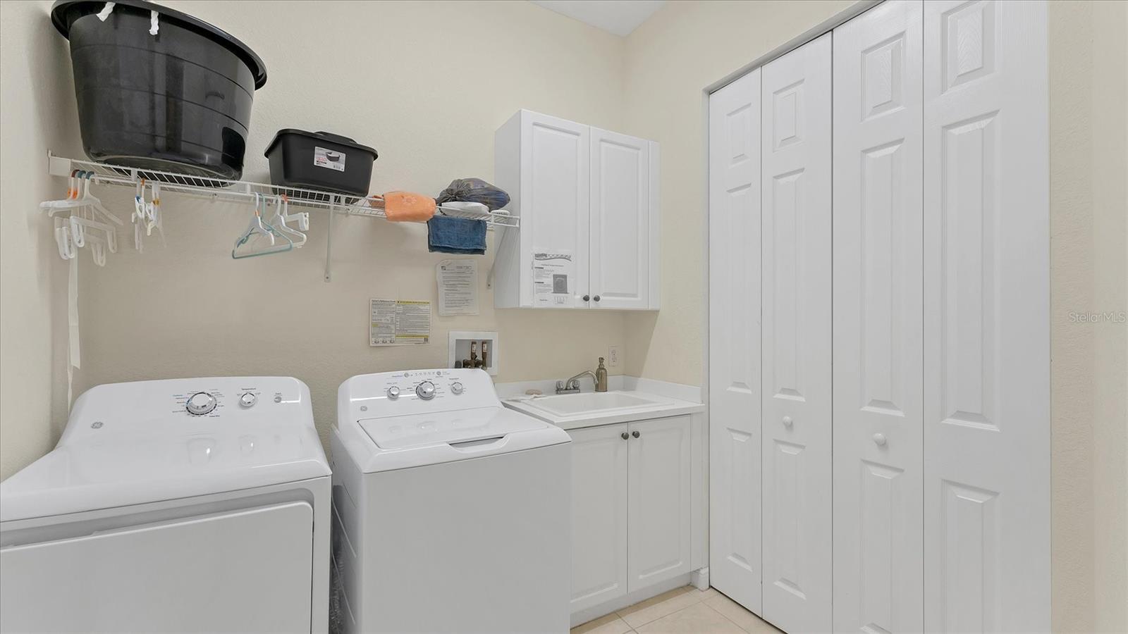 ACADEMY PARK PH I - Residential