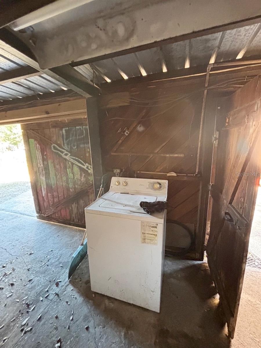 PINECREST ADD - Residential