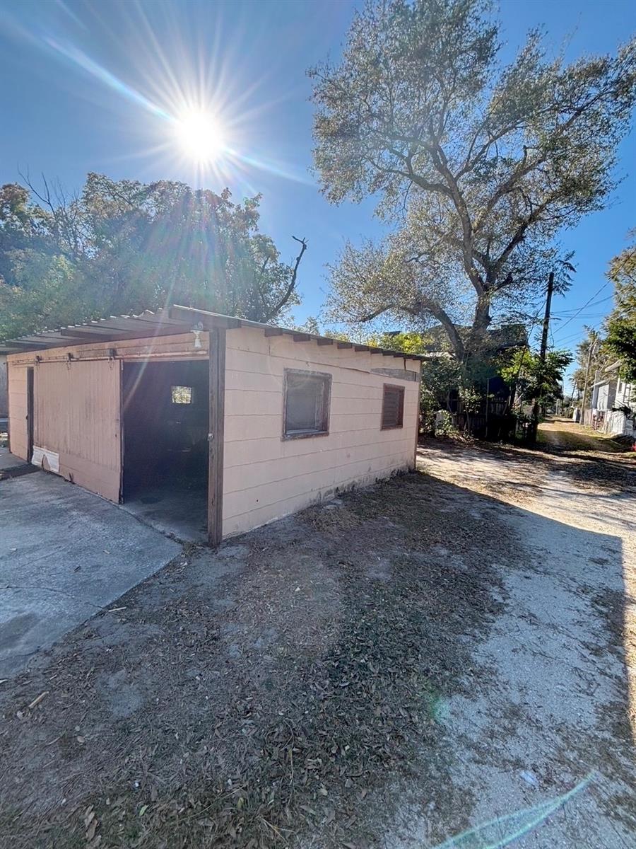 PINECREST ADD - Residential