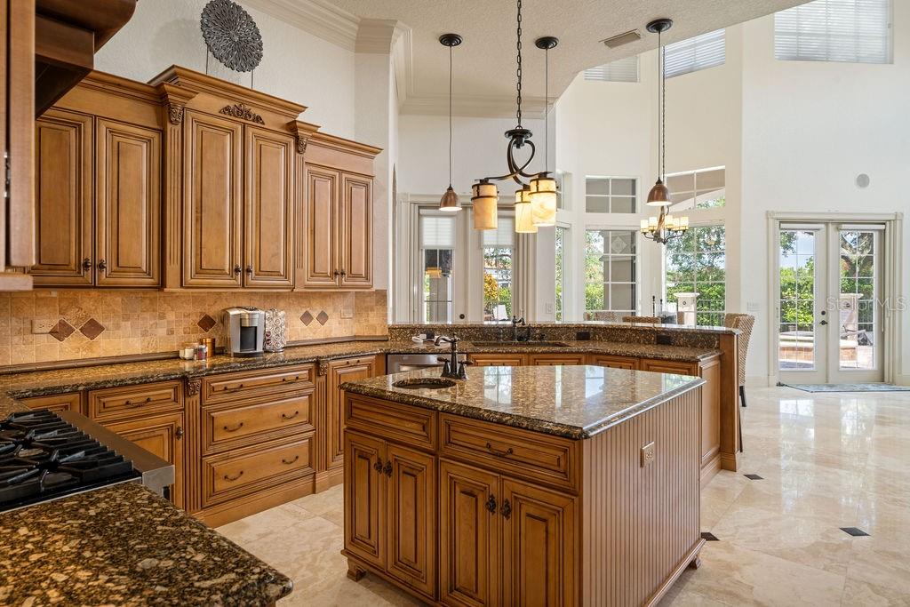 KEENES POINTE - Residential