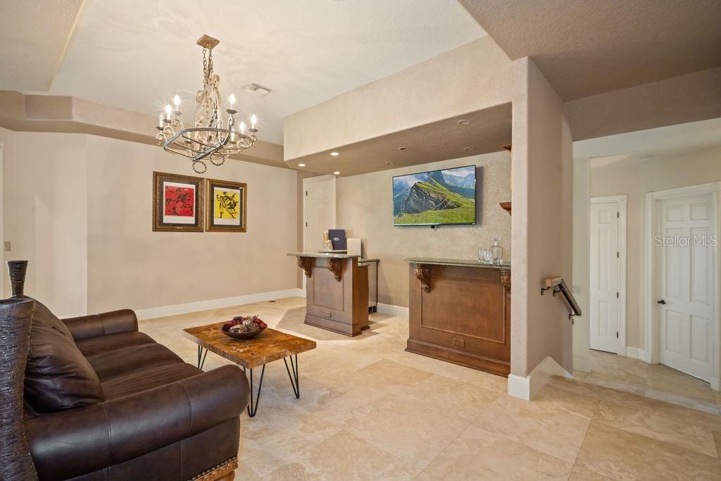KEENES POINTE - Residential