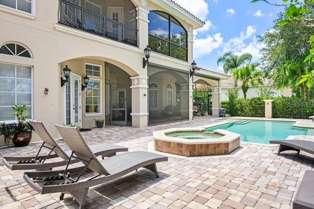 KEENES POINTE - Residential